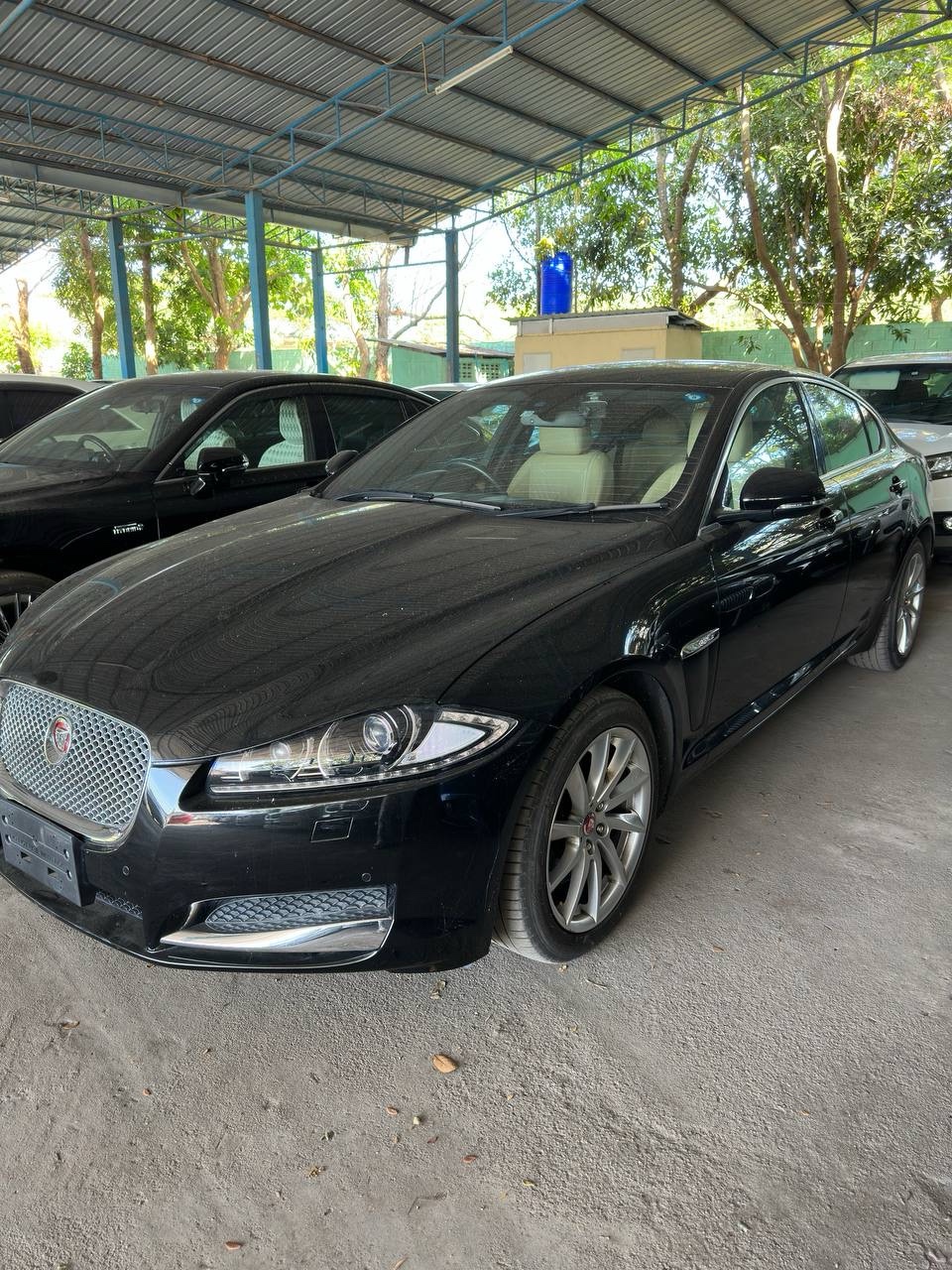 2015年 捷豹 XF 2.0T